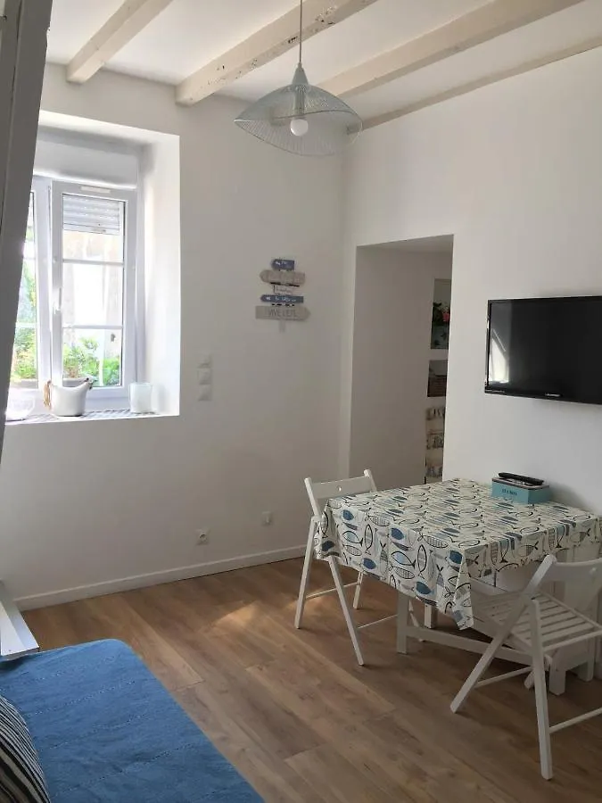 Apartment Beau Duplex Dans Longere A 5 Min De La Plage Larmor-Plage